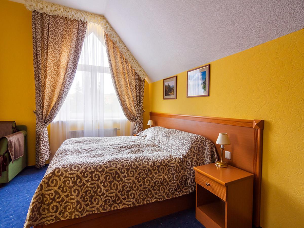 Отель Zoloto Karpat Стрый Экстерьер фото